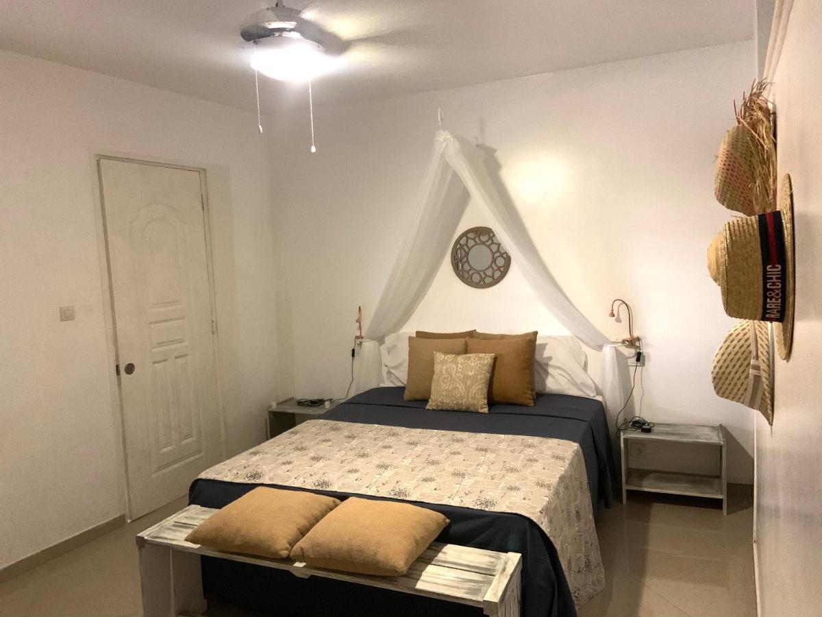 El Monte Azul Bed and Breakfast Las Galeras Esterno foto